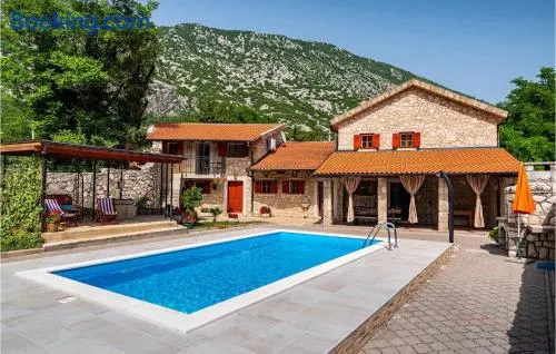 Villa Castra - Image 1