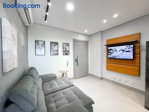 Studio Alto e Confortável para Toda Família - Image 1