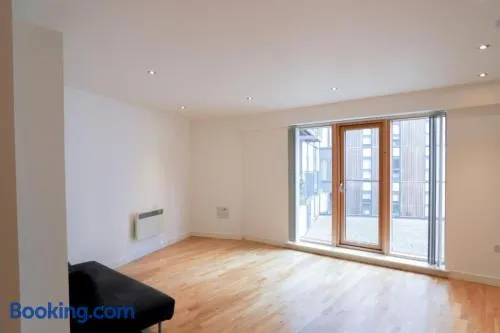 Studio Apartment in Bury Town Centre - Image 1