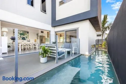 Luxury Living with Heated Pool in Birtinya - Image 1