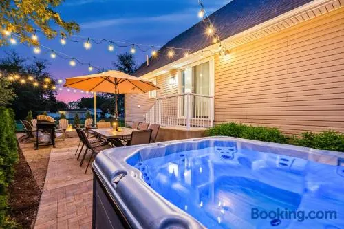 Cedar Point, Kalahari, Sports Force, Hot tub, Fire pit, EV, Pets, Beach, Fireplace, Park - Image 1