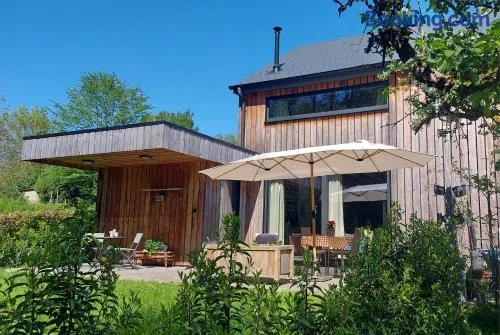 Chez Rosé - Image 1