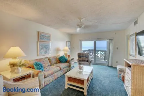 El Matador 142 2 Bedrooms 1 Bathroom Condo - Image 1