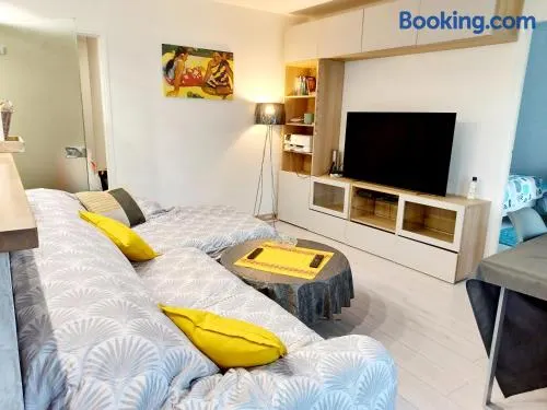 Superbe Appartement 3p Parking Gratuit Proche Paris - Image 1
