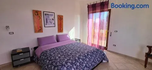 Roxy Bellavista - Image 1