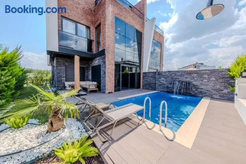 Luxury villa with waterfall pool and garden For 9 people - Image 1