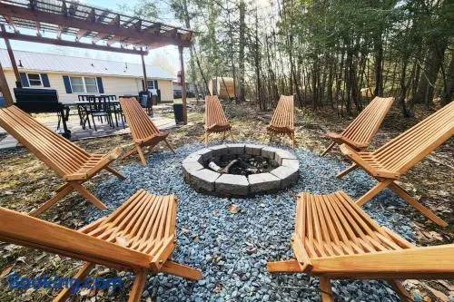 Lake Access! Catskill Cozy Home- Hot-Tub, Sauna - Image 1