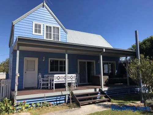 Kookaburra Cottage 71 Straight St HH - Image 1