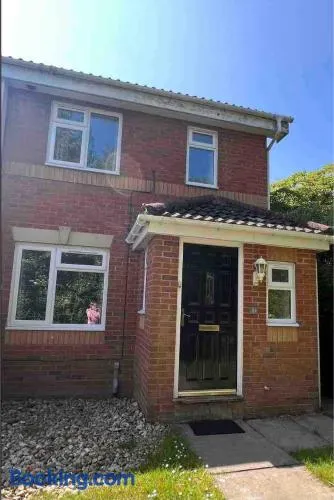 Spacious 3 Bed home situated in a beautiful area - SLEEPS 8 - Image 1