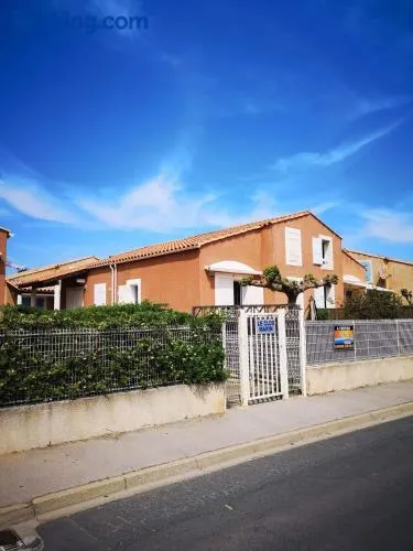Maison 100m de la plage avec parking securise plus fibre optique internet - Image 1