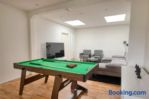 Großzügiges City Loft mit Billardtisch - Image 1