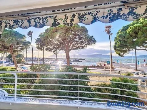 Le Romance - Palm Beach - Sea View - Wi-Fi - Air Conditioning - Image 1