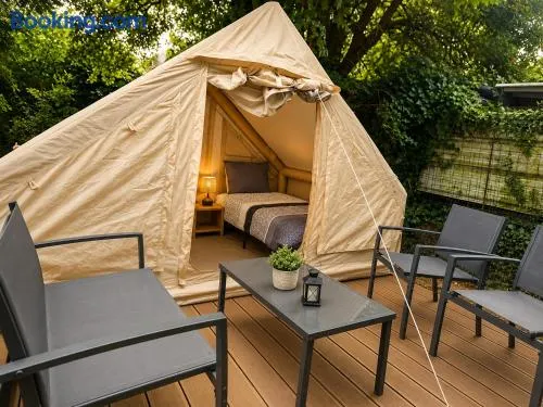 Glamping Nature & Évasion - accès JACUZZI et SAUNA à Outreau - Image 1