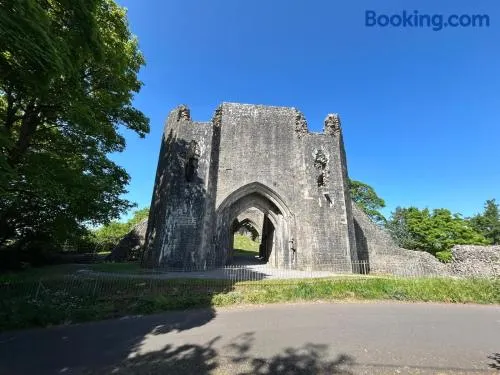 Castle cottage - Image 1
