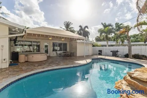 Chic Fort Lauderdale House with Private Pool - Image 1