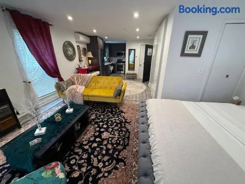 Eleni’s Charming Studio - Image 1