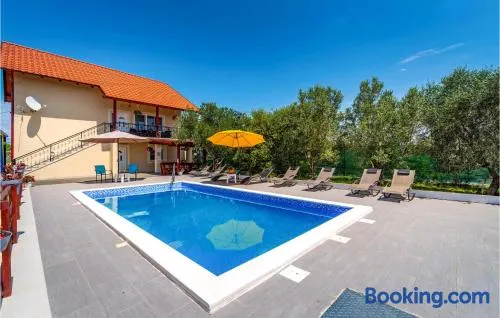 Five-Bedroom Holiday Home In Suhovare - Image 1