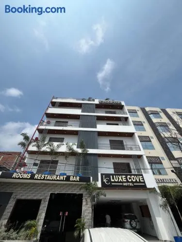 Hotel Luxe cove - Image 1