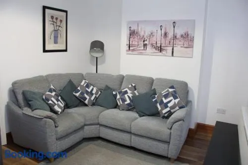 Miner's Retreat Comfy 2-Bed Home, Swadlincote - Image 1