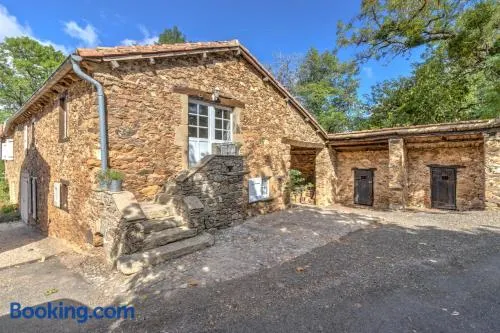 Les Juliannes - Gîte La Pierre Etoilée Piscine Jardin - Image 1