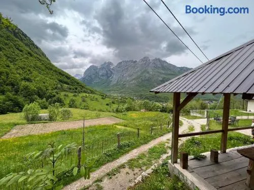 Nature Guesthouse Vuthaj - Image 1