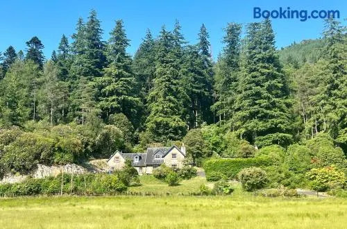 Eckford House - Image 1