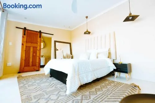Best for last resorts - Image 1
