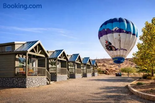 Page Lake Powell Campground - Tiny Home King Room - Image 1