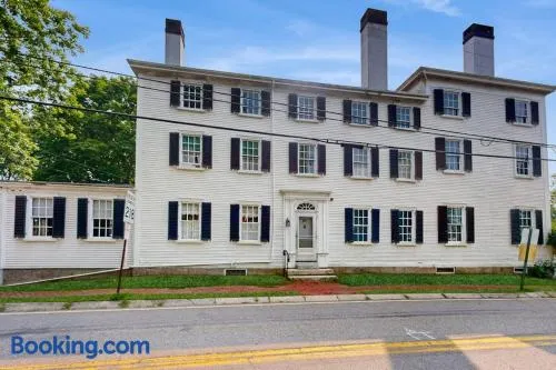 National Historic Landmark Home in Wiscasset Village w/ Complimentary Tour - Image 1