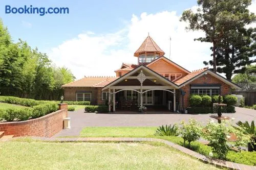 Best Place to Stay Grand Sydney Castle Home, Wedding, Business Conference, Work Stay, Family Reunion Sleeps 25 plus - Image 1
