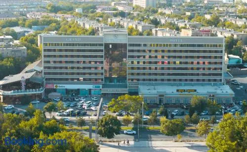 Shymkent Grand Hotel - Image 1