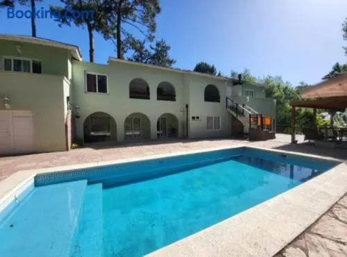 Casa en Cariló para 16 personas - Image 1