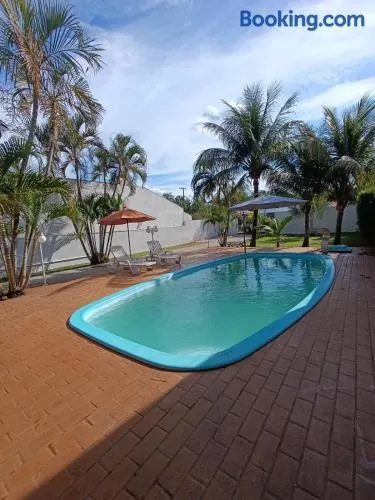 Chácara à Beira do Rio Ivaí com Piscina - Image 1