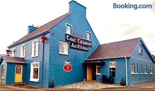 Reelin Bar Holiday Accommodation - Image 1