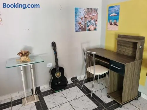 Casa com pé de acerola Ubatuba-SP - Image 1