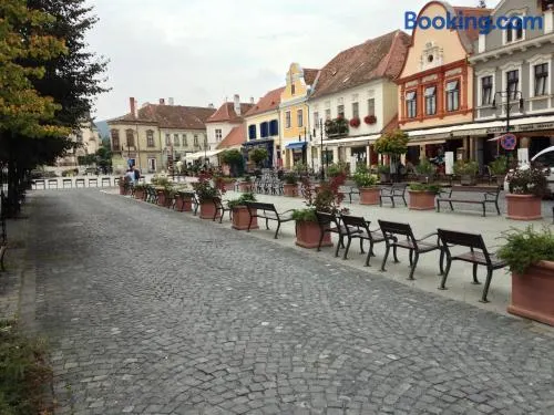 Vár-Lak - Image 1