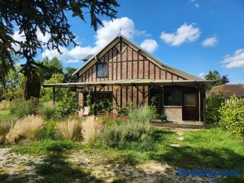 La Villa Qui A Du Chien - Image 1