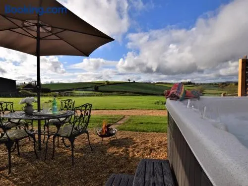 2 Bed in Crediton oc-78468 - Image 1