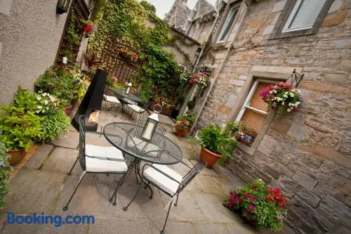 Rosehill Guest House - Image 1