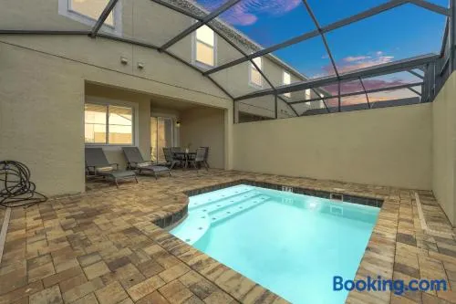 Solara Villa I 1 Minute Walk from Amenities - Image 1