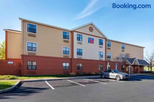 Motel 6 Suites Rochester Henrietta, NY - Image 1