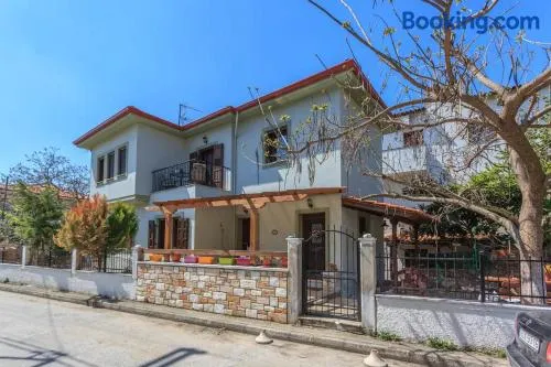Milina's Cozy Riverside Apartments - Image 1
