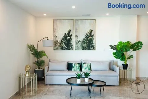Nice apartment with a pool and gym in Mazatlán - Image 1