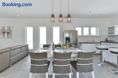 Villa Manuela with heated pool 400 meters from the sea - by TA Leut Agency - Image 1