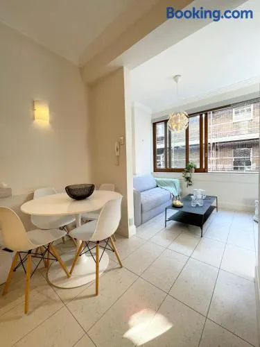 Stylish apartment in the heart of Potts Point - Image 1