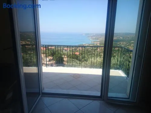 Mimi's sunnyview house - Image 1