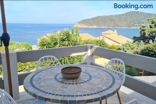 Apartment with balcony and 360 sea view - Image 1