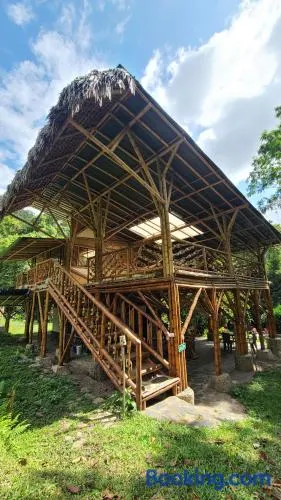 Colibamboo Ecolodge Biocasa artesanal rodeada de naturaleza con jaccuzi y mucho más - Image 1
