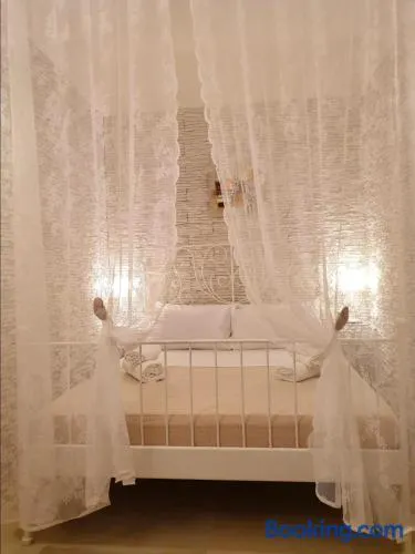 DREAM HOUSE - Image 1