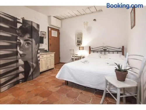 Calm & Relax with private PARKING - Image 1